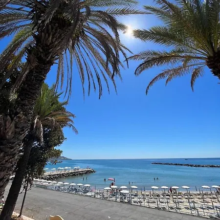 Da Mariella Vacanze Con Terrazzo San Remo