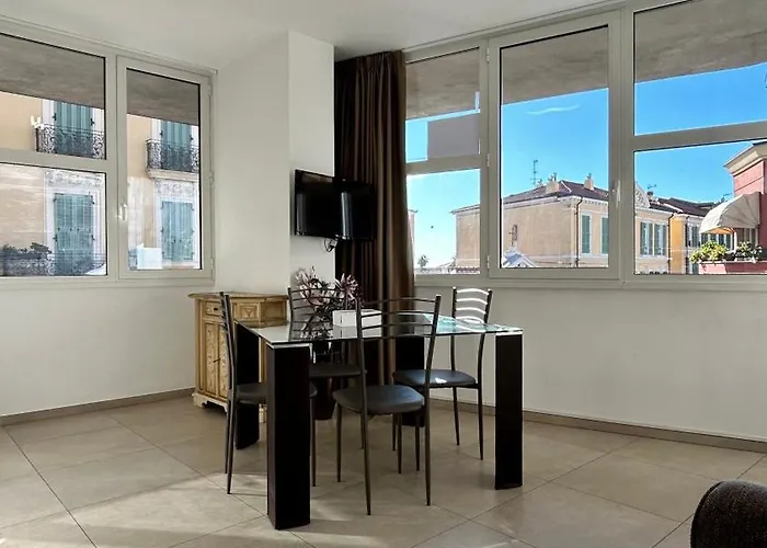 Da Mariella Vacanze Con Terrazzo San Remo